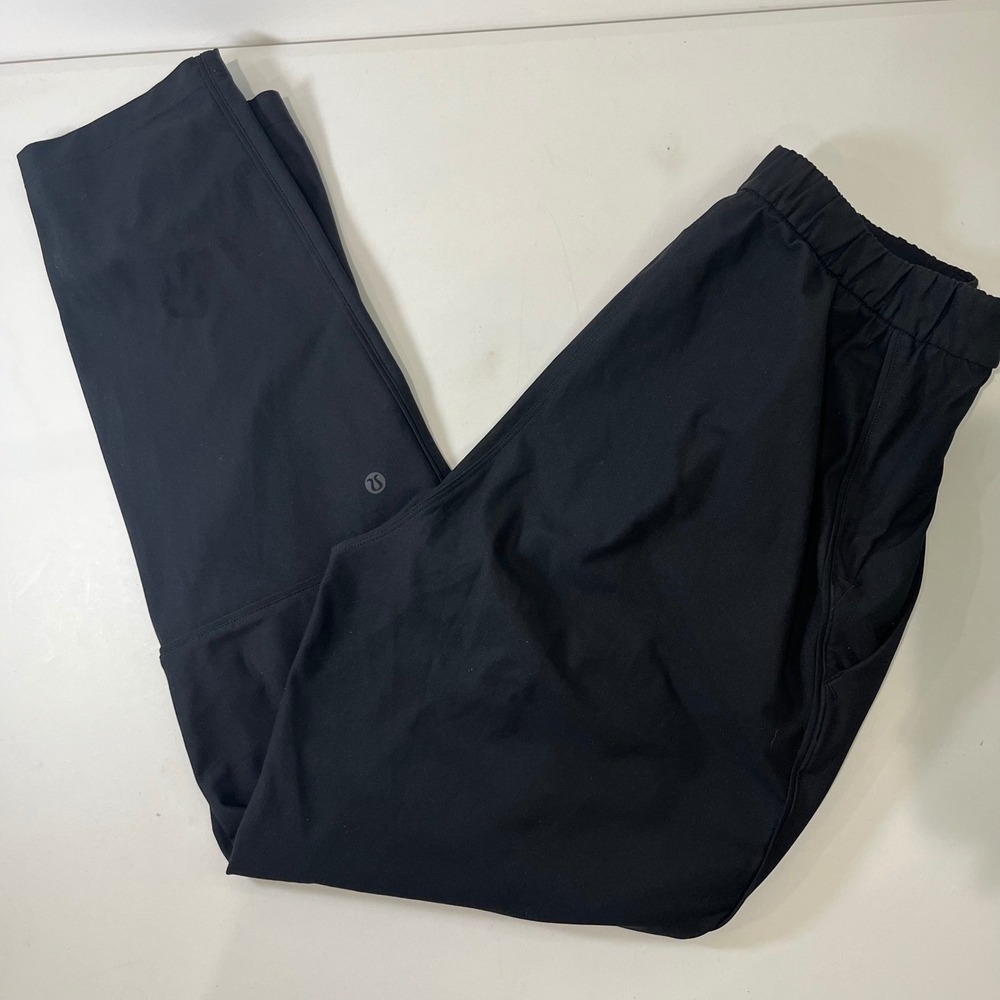 Lululemon Essentials High Rise‎ Pant Women 6 Black Pleated Tapered Athletic Gorp